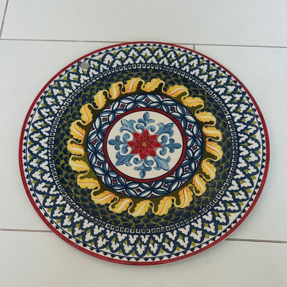 WILLIAMS SONOMA ~ SICILY ITALIAN MEDALLION ~ CHARGER / PLATTER / TRIVET ~ 13.5"